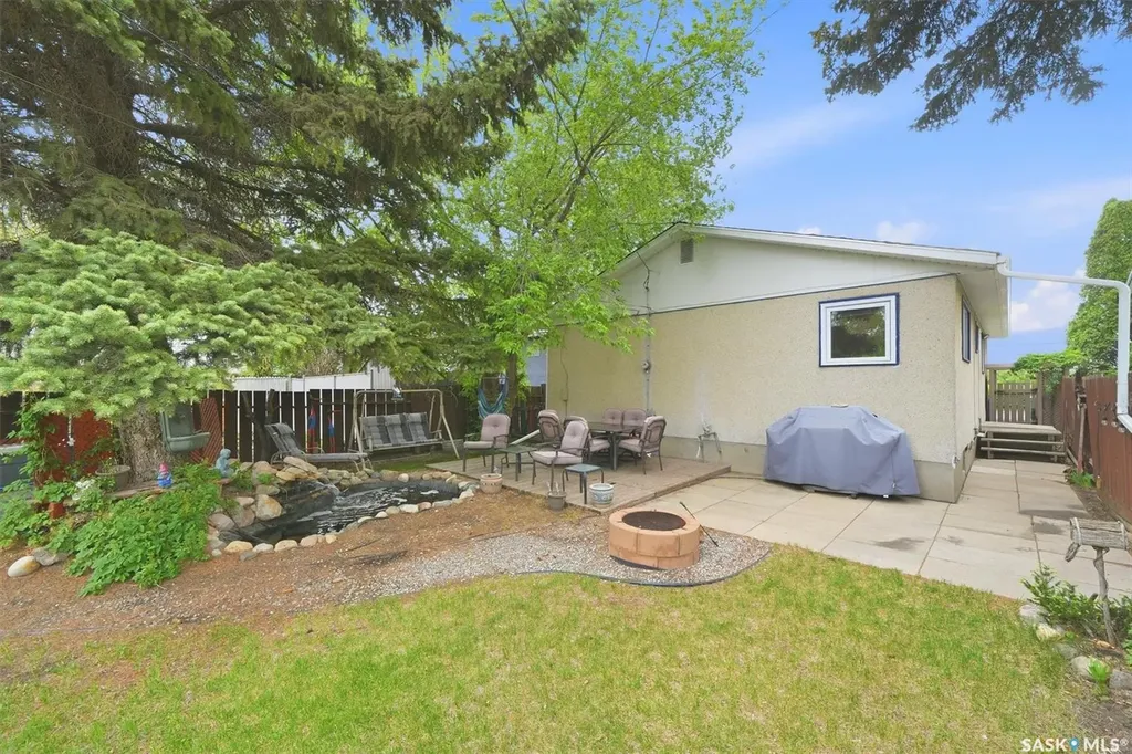1306 Egbert Avenue Saskatoon SK S7N 1X7
