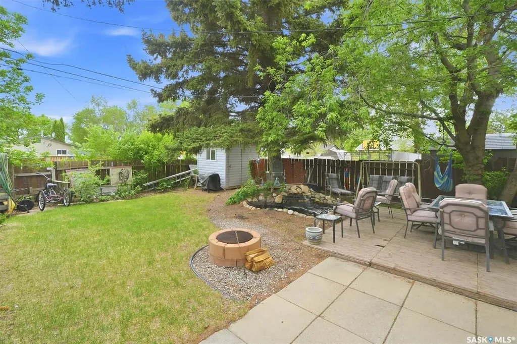 1306 Egbert Avenue Saskatoon SK S7N 1X7