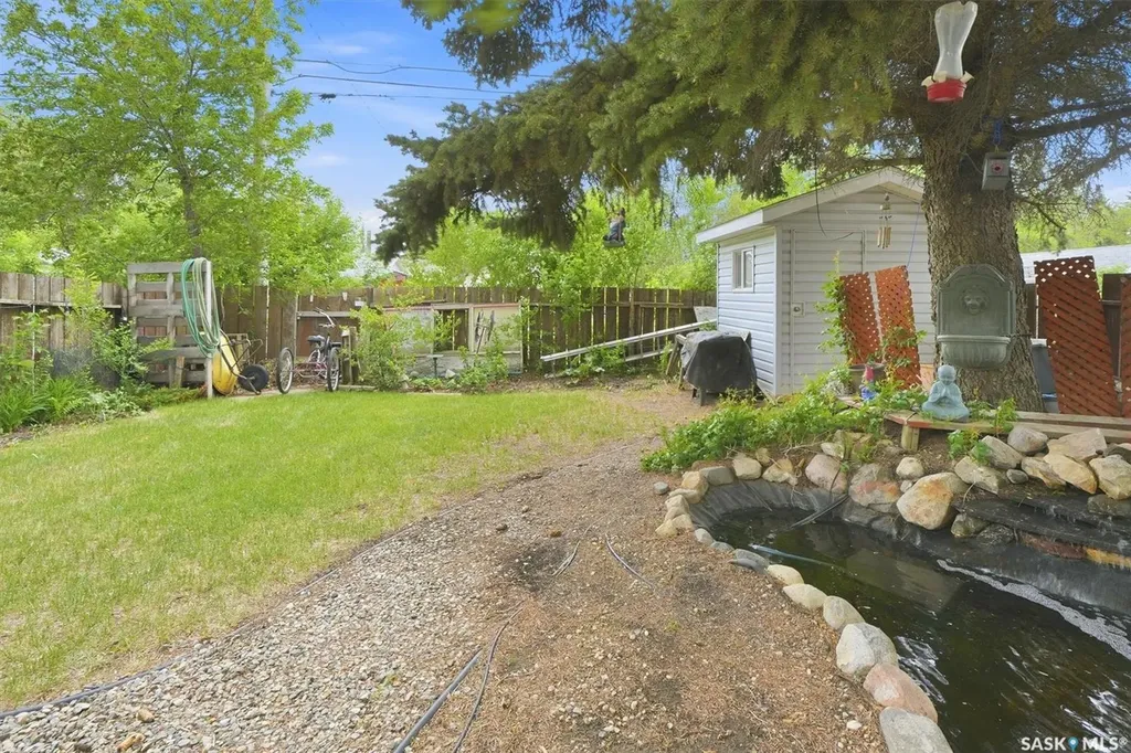 1306 Egbert Avenue Saskatoon SK S7N 1X7