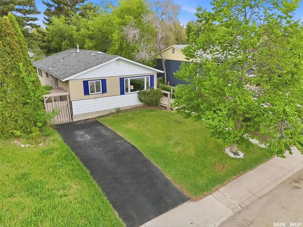 1306 Egbert Avenue Saskatoon SK S7N 1X7