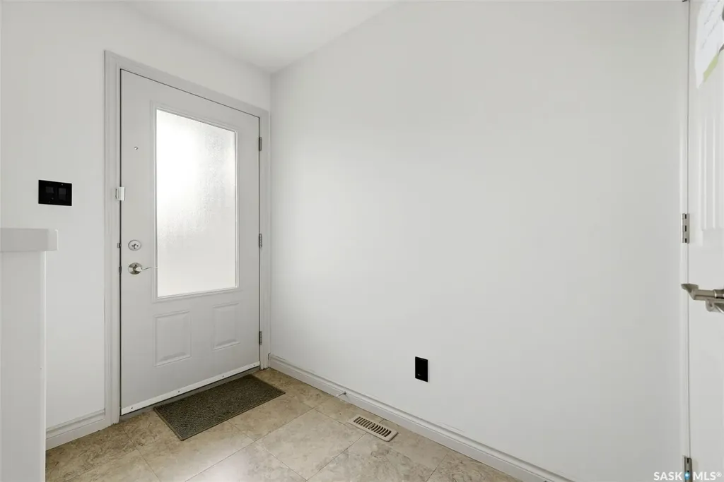 4348 Shaffer Street Regina SK S4W 0L4