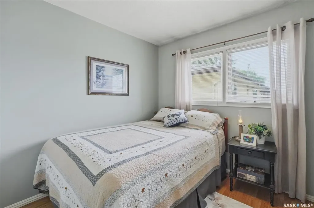 914 Trotter Crescent Saskatoon SK S7L 3R1