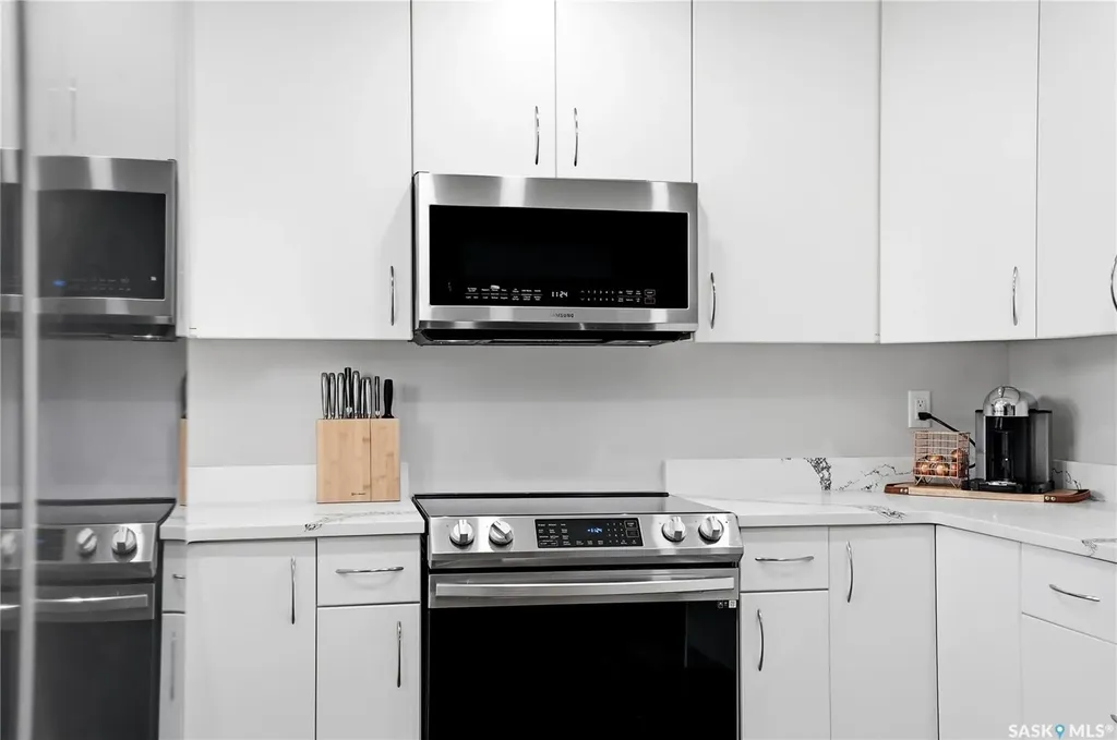 3345 Mountbatten Street Saskatoon SK S7M 3T8