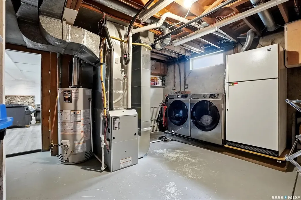 3345 Mountbatten Street Saskatoon SK S7M 3T8