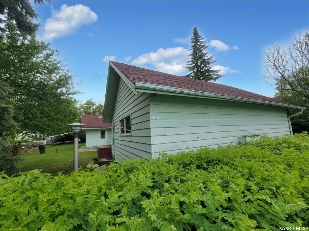 106 Railway Avenue E Neilburg SK S0M 2C0