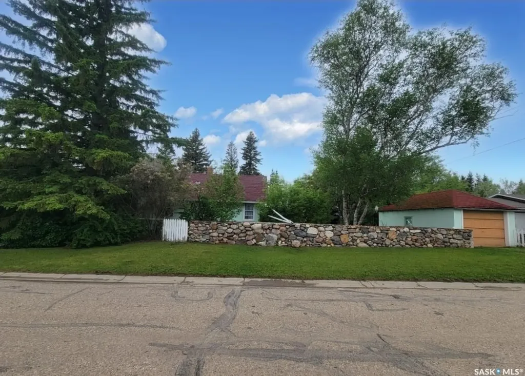 106 Railway Avenue E Neilburg SK S0M 2C0