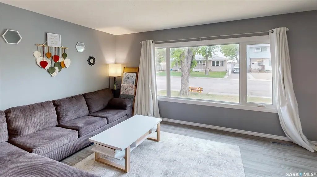 418 Froom Crescent Regina SK S4N 1T6