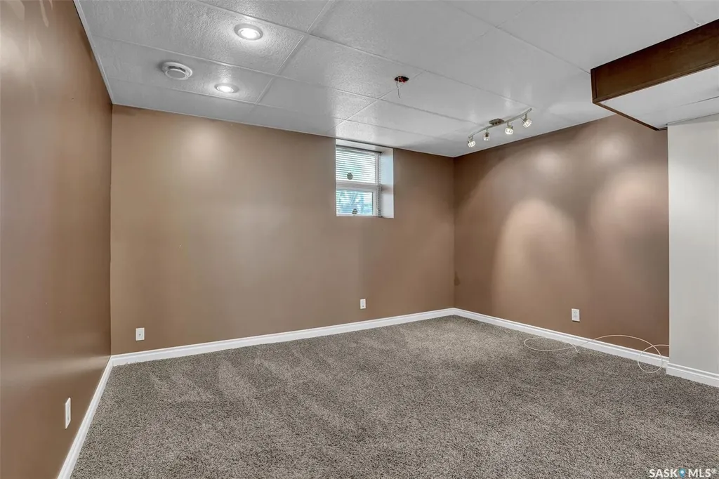 605 College Avenue E Regina SK S4N 0W3