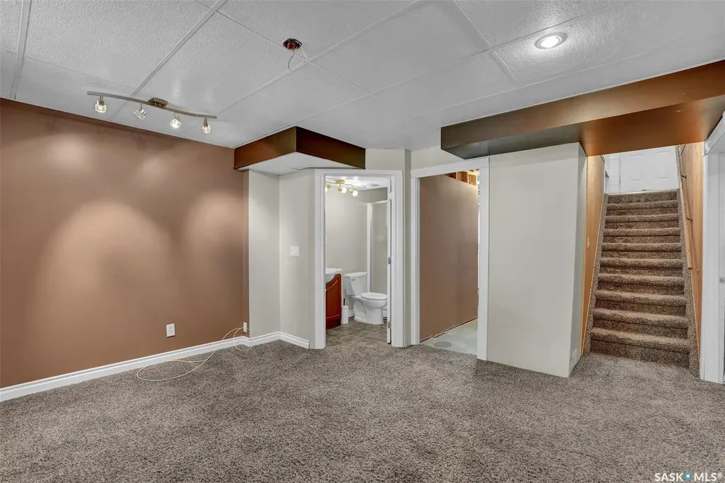 605 College Avenue E Regina SK S4N 0W3