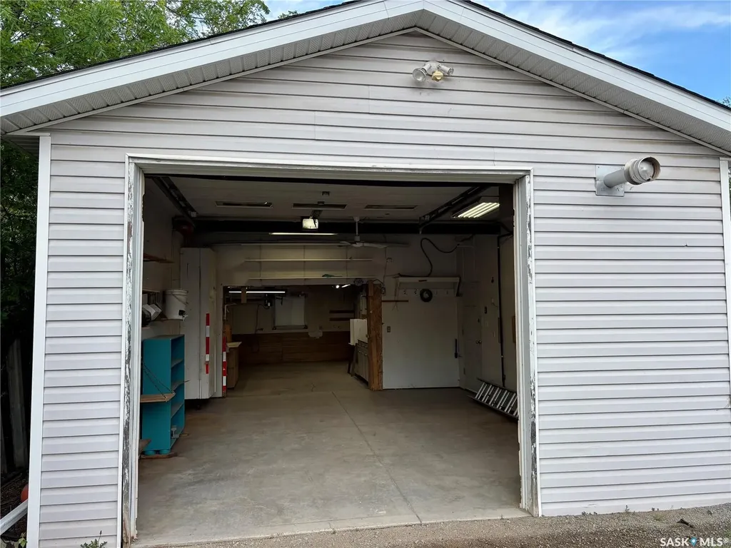 605 College Avenue E Regina SK S4N 0W3