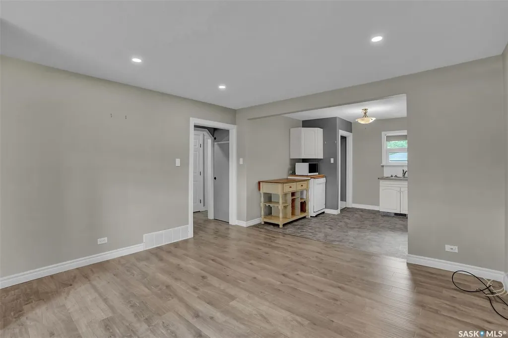 605 College Avenue E Regina SK S4N 0W3