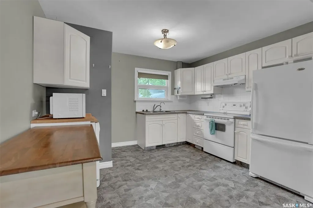 605 College Avenue E Regina SK S4N 0W3