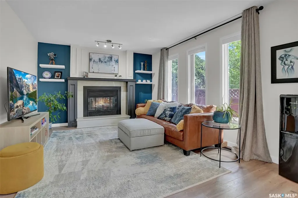 3403 Edinburgh Drive Regina SK S4V 2H8