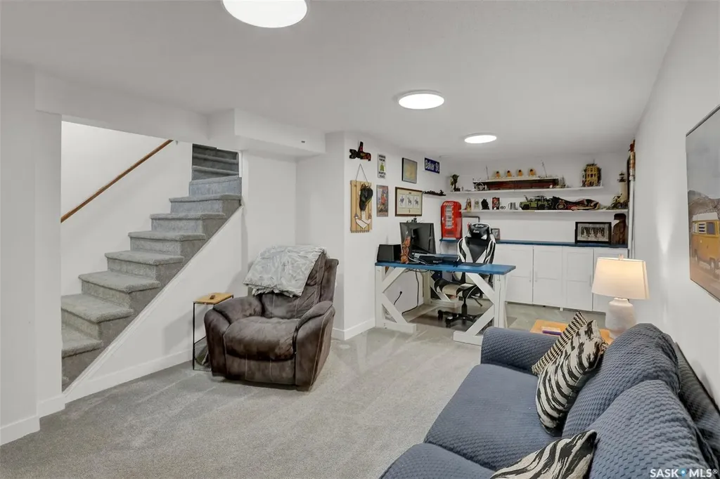 3403 Edinburgh Drive Regina SK S4V 2H8