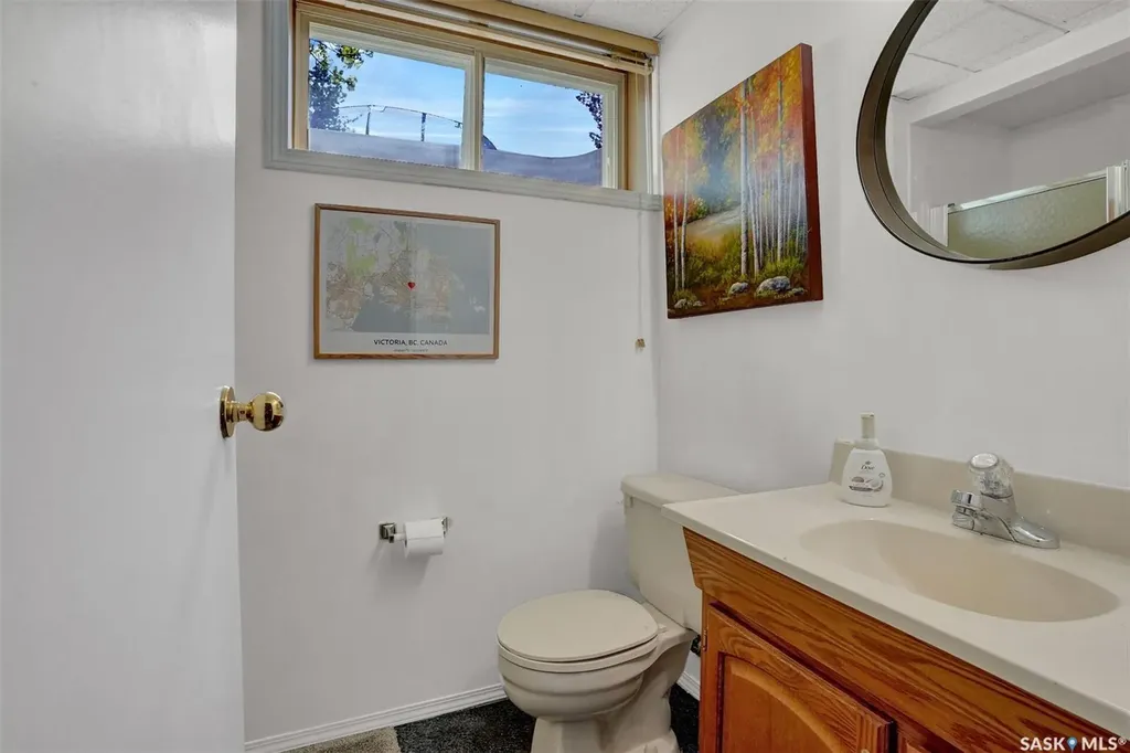 3403 Edinburgh Drive Regina SK S4V 2H8