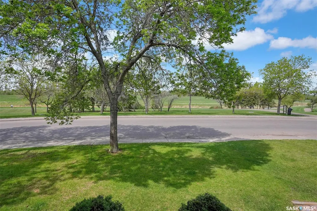 3403 Edinburgh Drive Regina SK S4V 2H8