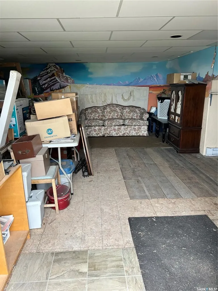 601 Colborne Avenue Viscount SK S0K 4M0