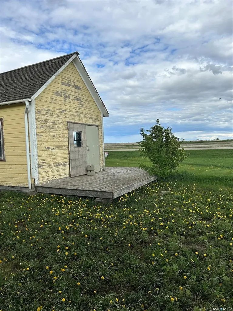 601 Colborne Avenue Viscount SK S0K 4M0