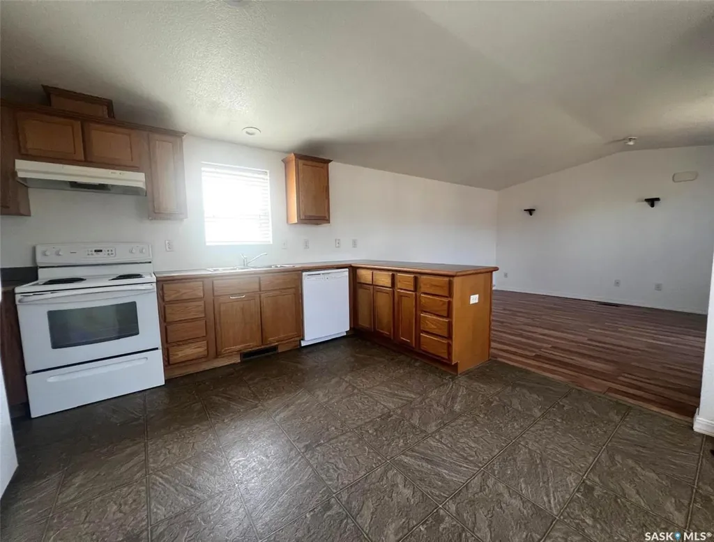 132 Prairie Sun Court Swift Current SK S9H 3X6