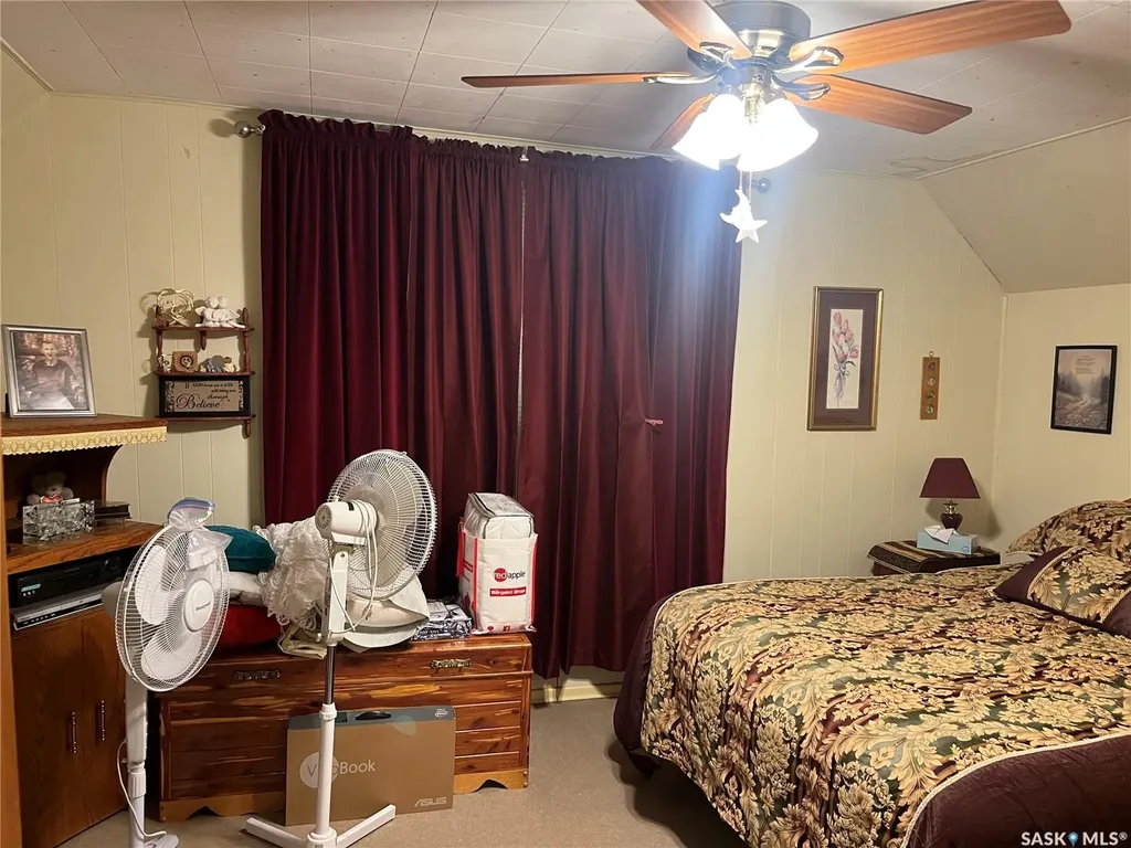 98 3rd Street NE Wadena SK S0A 4J0