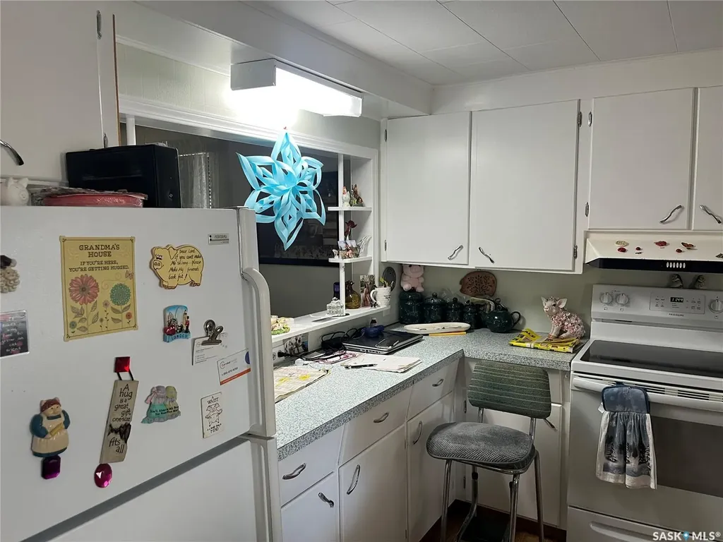 98 3rd Street NE Wadena SK S0A 4J0