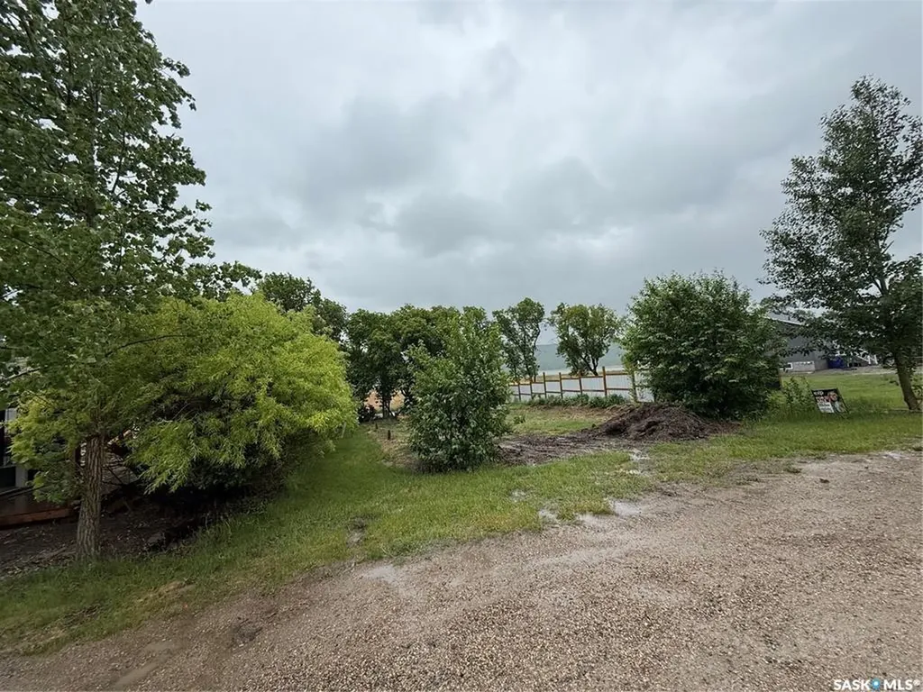14 Oakley Lane Round Lake SK S0G 4Z0