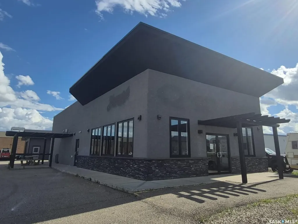 210 Service Road Melville SK S0A 0G5