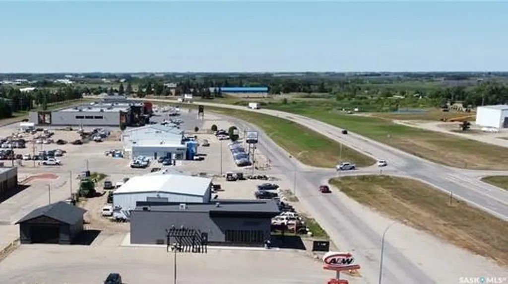 210 Service Road Melville SK S0A 0G5