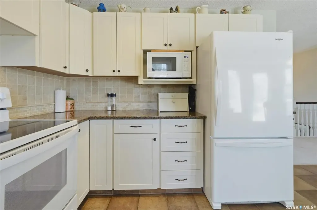 314 Bornstein Crescent Saskatoon SK S7N 3Y3