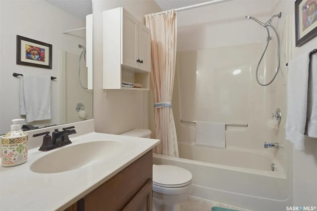 314 Bornstein Crescent Saskatoon SK S7N 3Y3