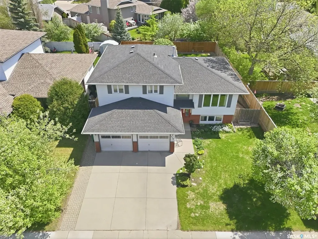 314 Bornstein Crescent Saskatoon SK S7N 3Y3
