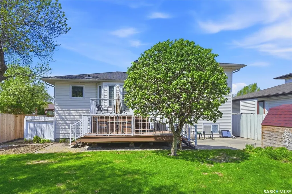 314 Bornstein Crescent Saskatoon SK S7N 3Y3