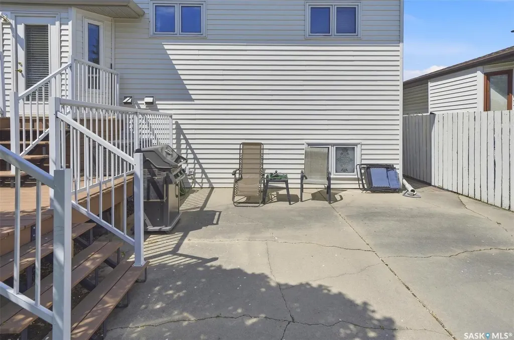 314 Bornstein Crescent Saskatoon SK S7N 3Y3