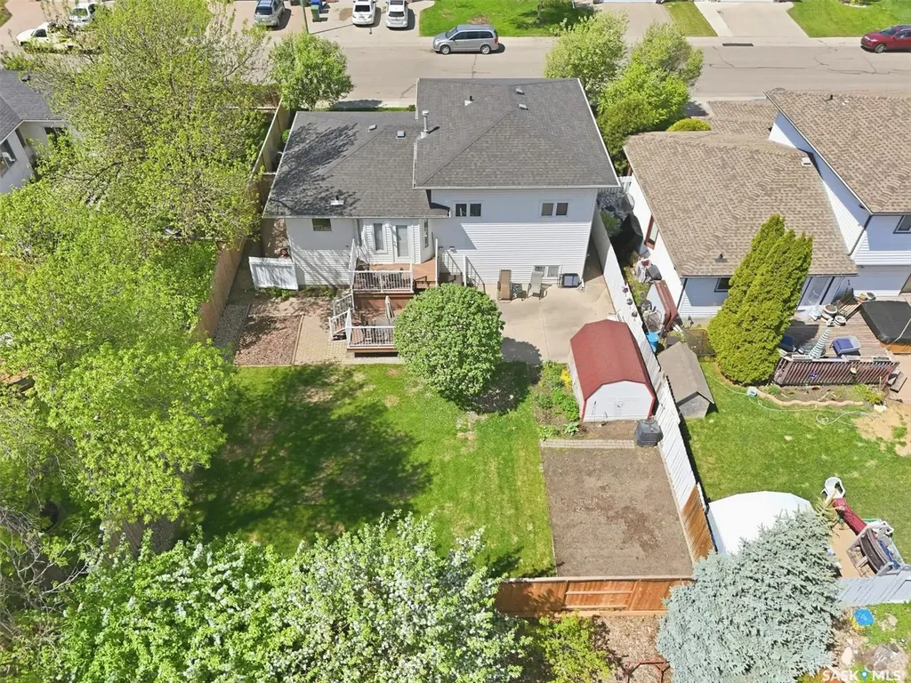 314 Bornstein Crescent Saskatoon SK S7N 3Y3