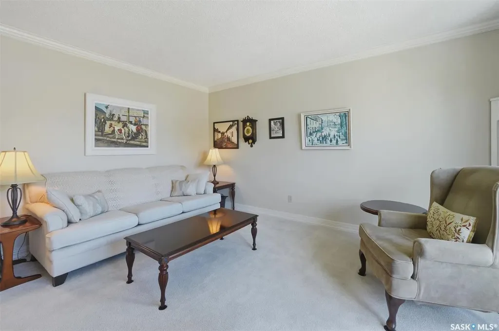 314 Bornstein Crescent Saskatoon SK S7N 3Y3