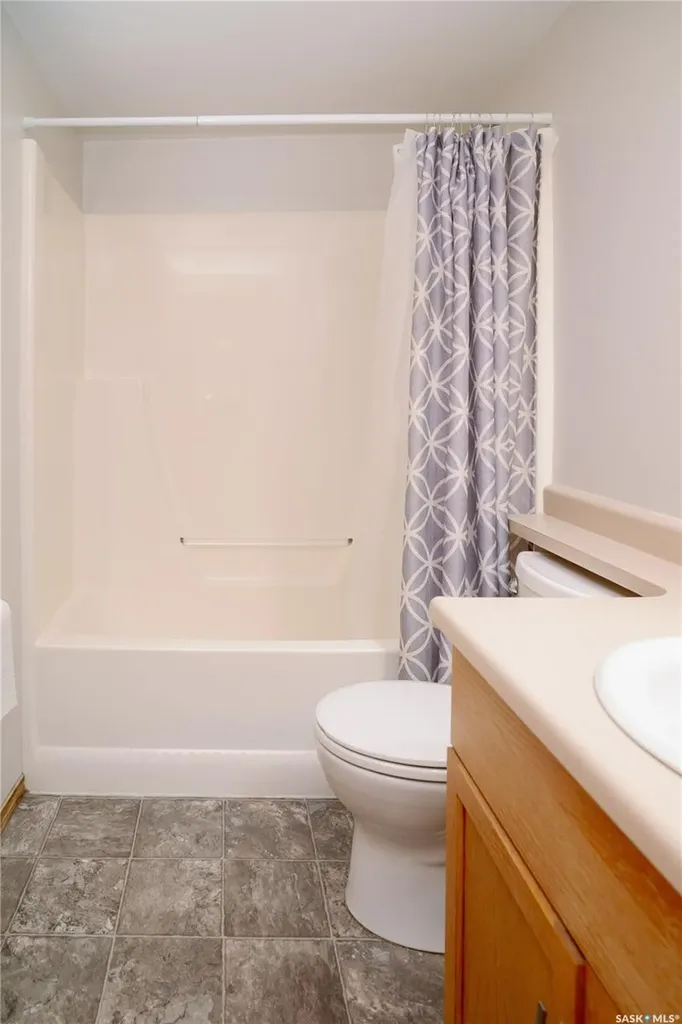 921 Main Street Saskatoon SK S7H 0K4