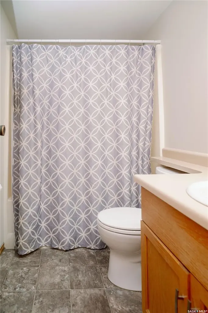 921 Main Street Saskatoon SK S7H 0K4