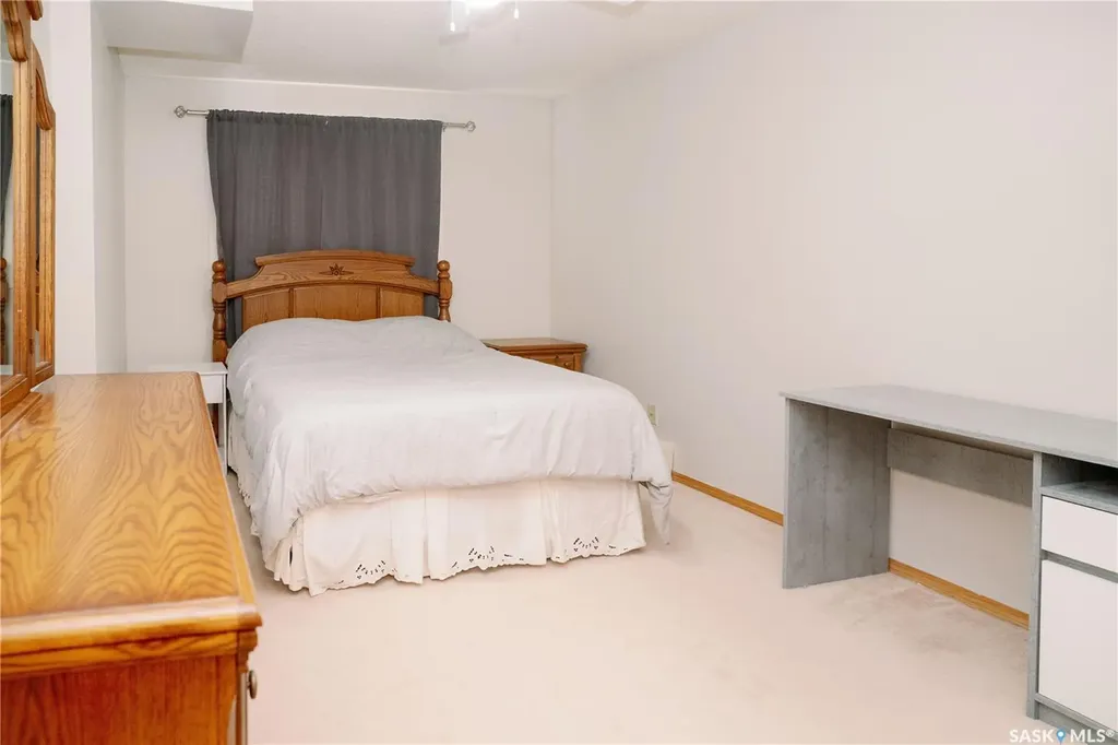921 Main Street Saskatoon SK S7H 0K4
