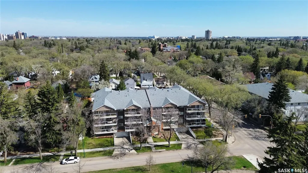 921 Main Street Saskatoon SK S7H 0K4