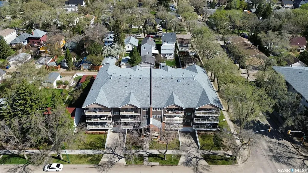 921 Main Street Saskatoon SK S7H 0K4