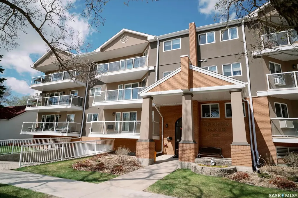 921 Main Street Saskatoon SK S7H 0K4