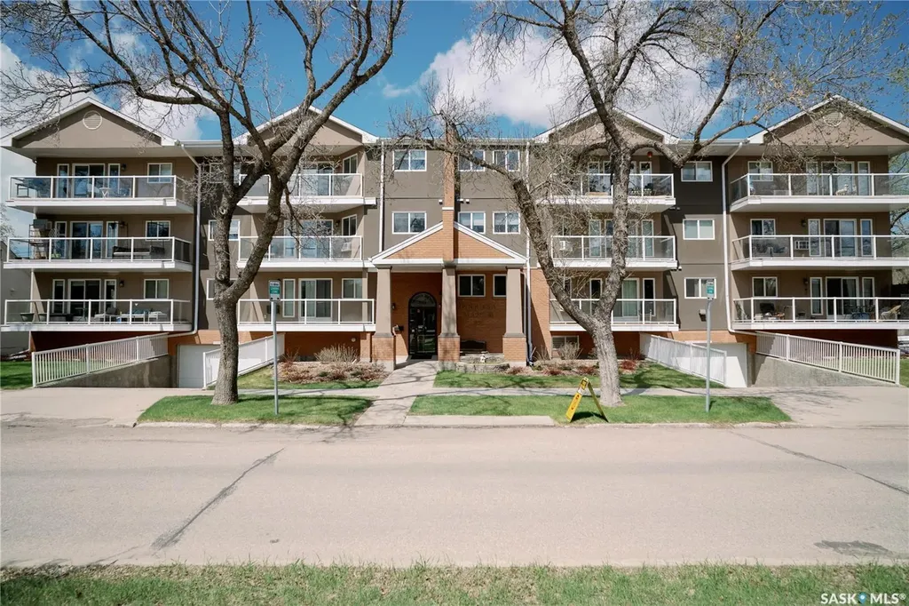 921 Main Street Saskatoon SK S7H 0K4