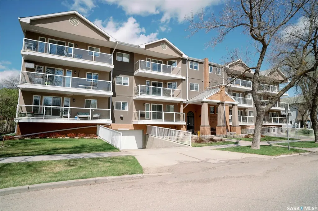 921 Main Street Saskatoon SK S7H 0K4