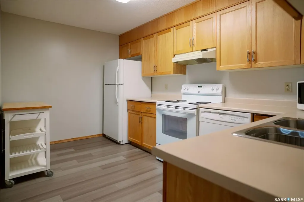 921 Main Street Saskatoon SK S7H 0K4