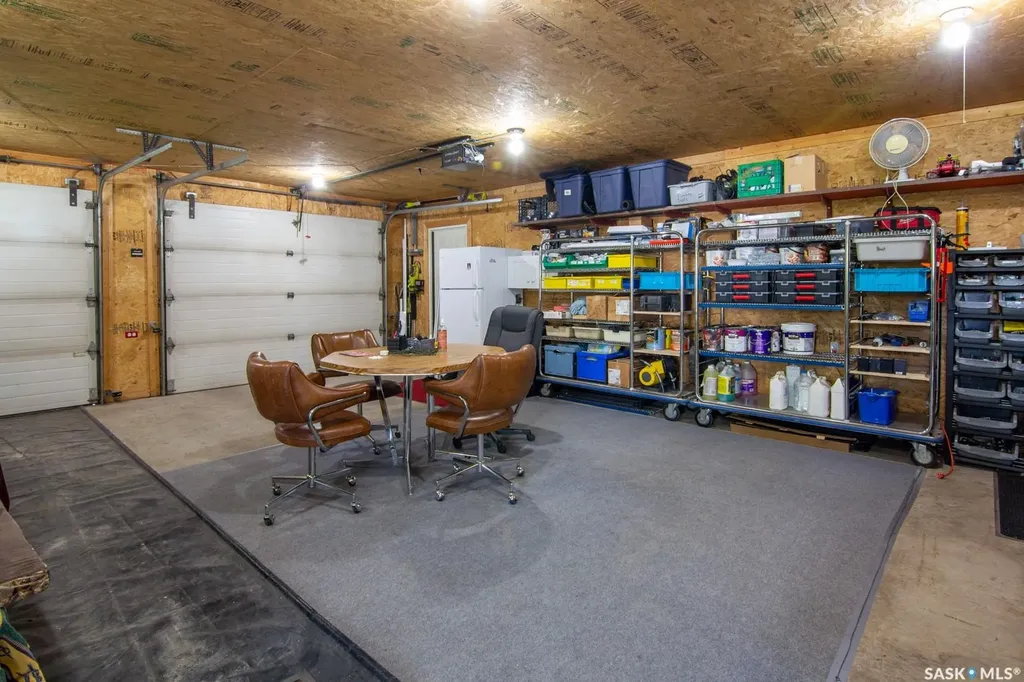 266 Albany Crescent Saskatoon SK S7K 3X8