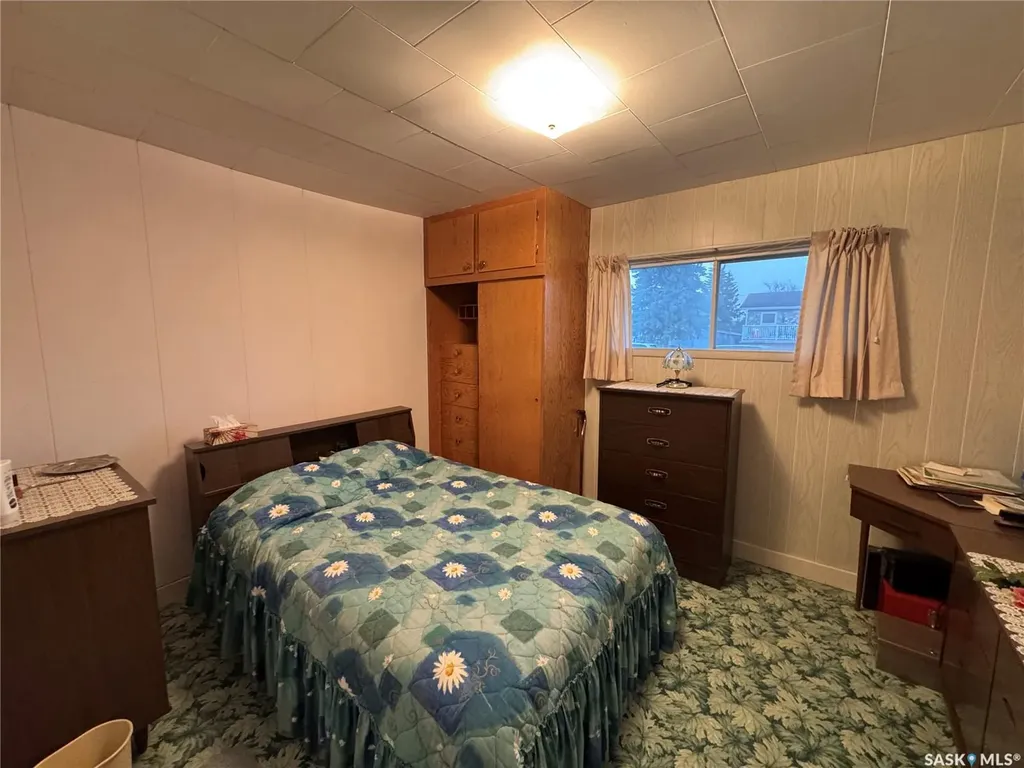 306 6th Avenue E Biggar SK S0K 0M0