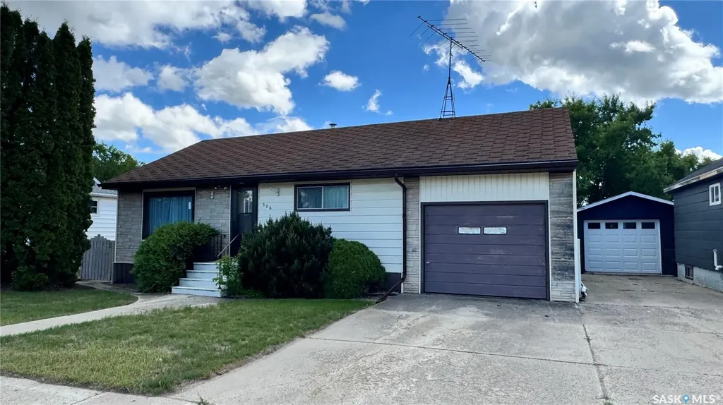 306 6th Avenue E Biggar SK S0K 0M0