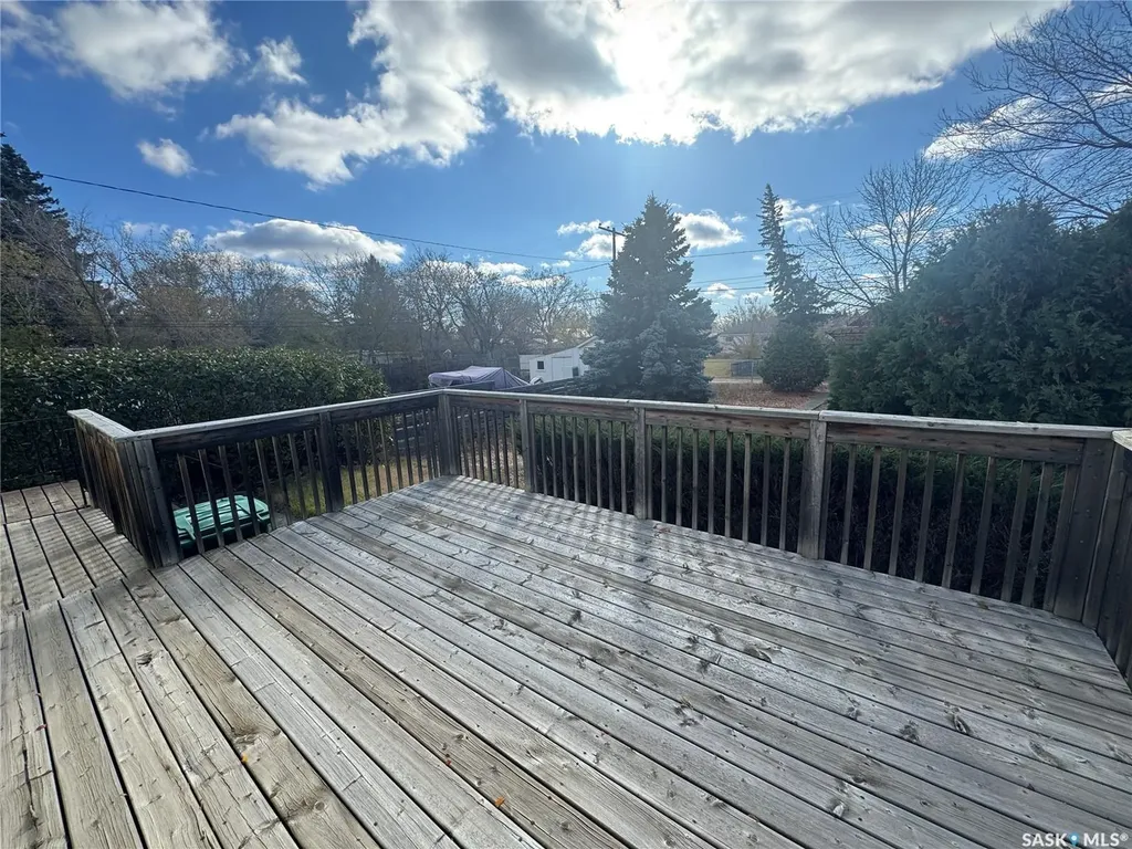 306 6th Avenue E Biggar SK S0K 0M0