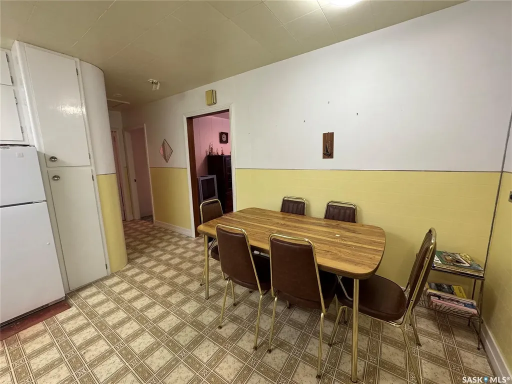 306 6th Avenue E Biggar SK S0K 0M0