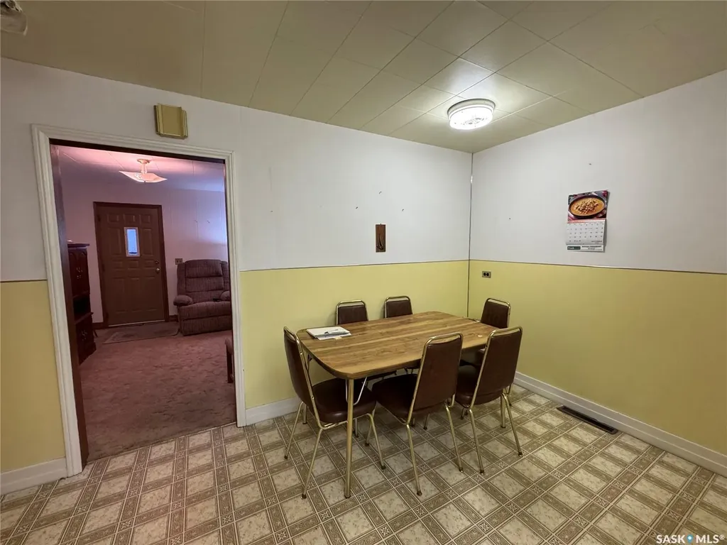 306 6th Avenue E Biggar SK S0K 0M0